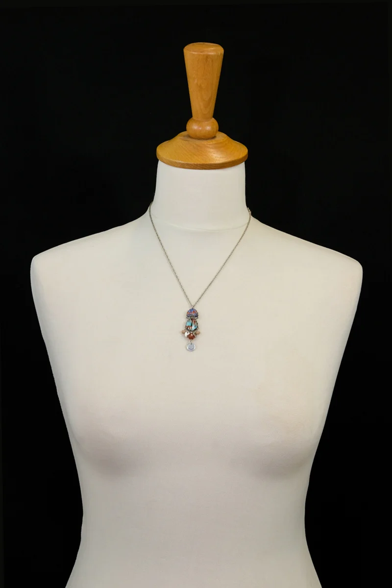 Afro-Desia, Doreen Pendant - Image 2