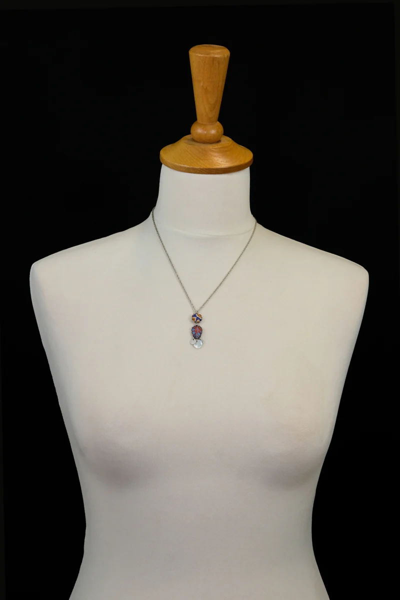 Afro-Desia, Elastica Pendant - Image 2