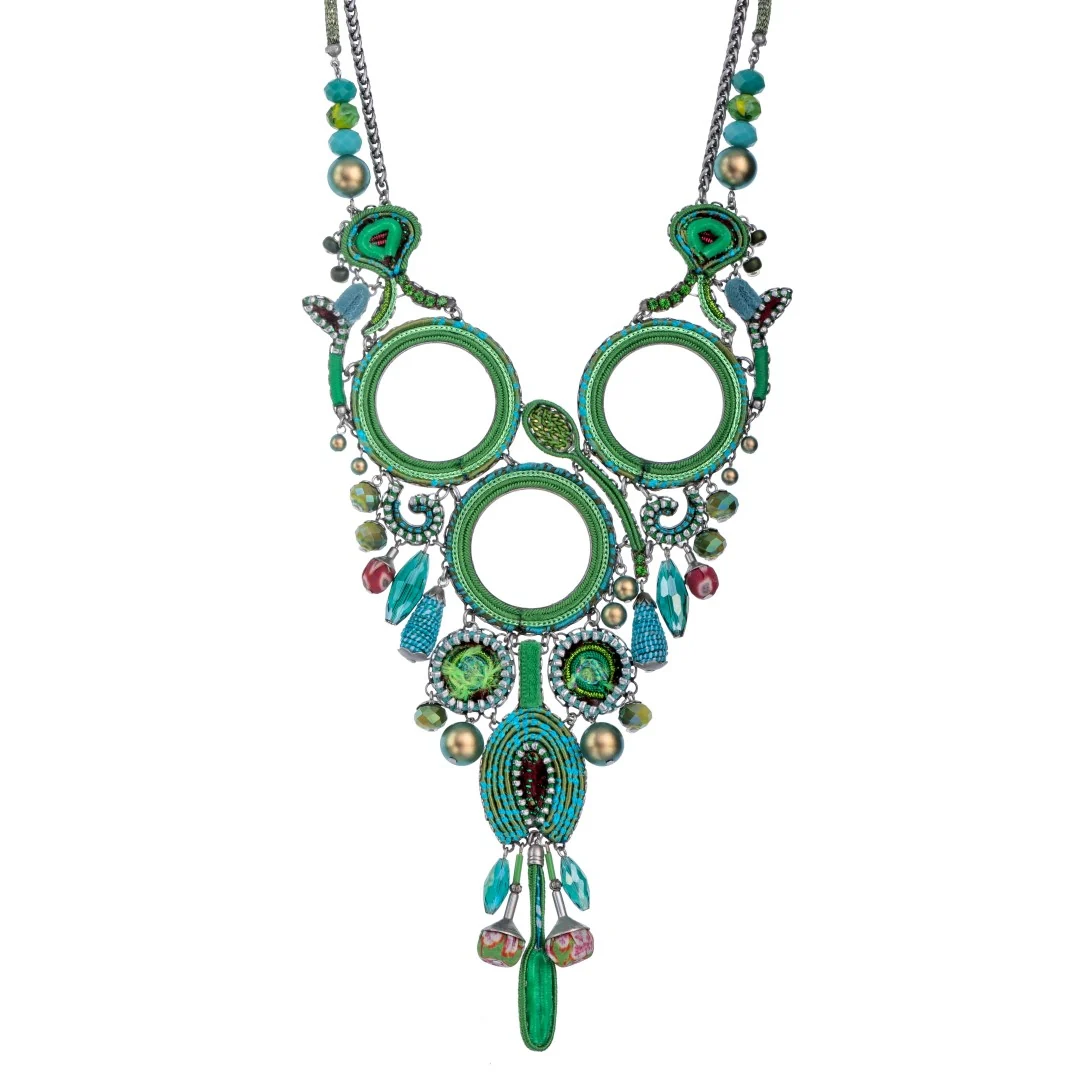 Cornelia, Maze Necklace