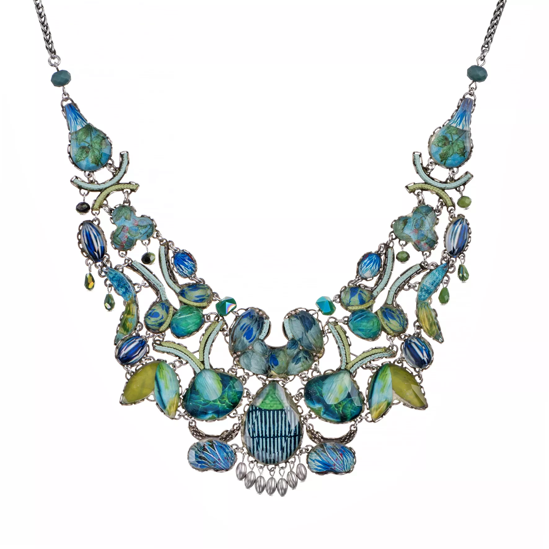 Crisp Air, Shaima Necklace