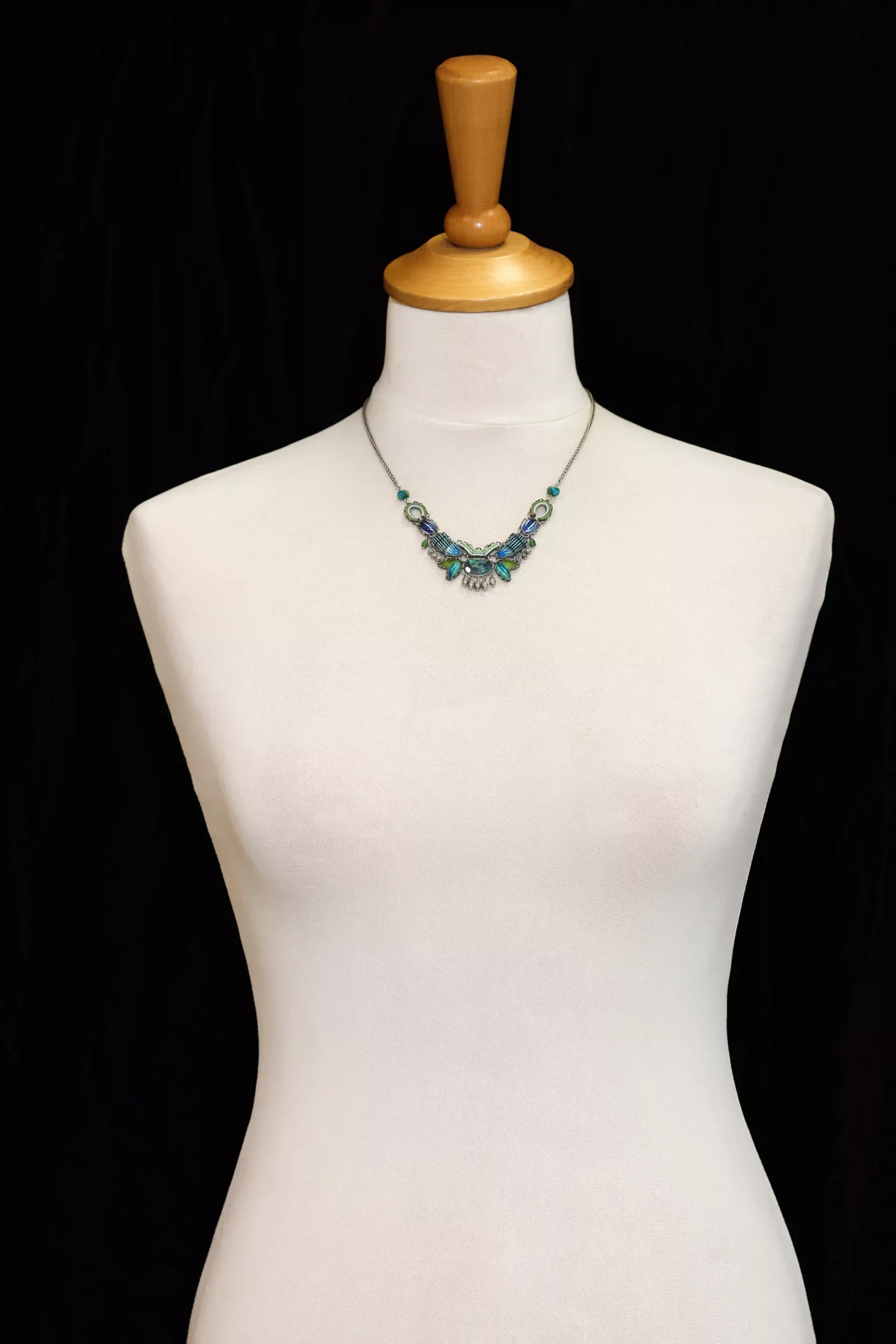Crisp Air, Ula Necklace - Image 2