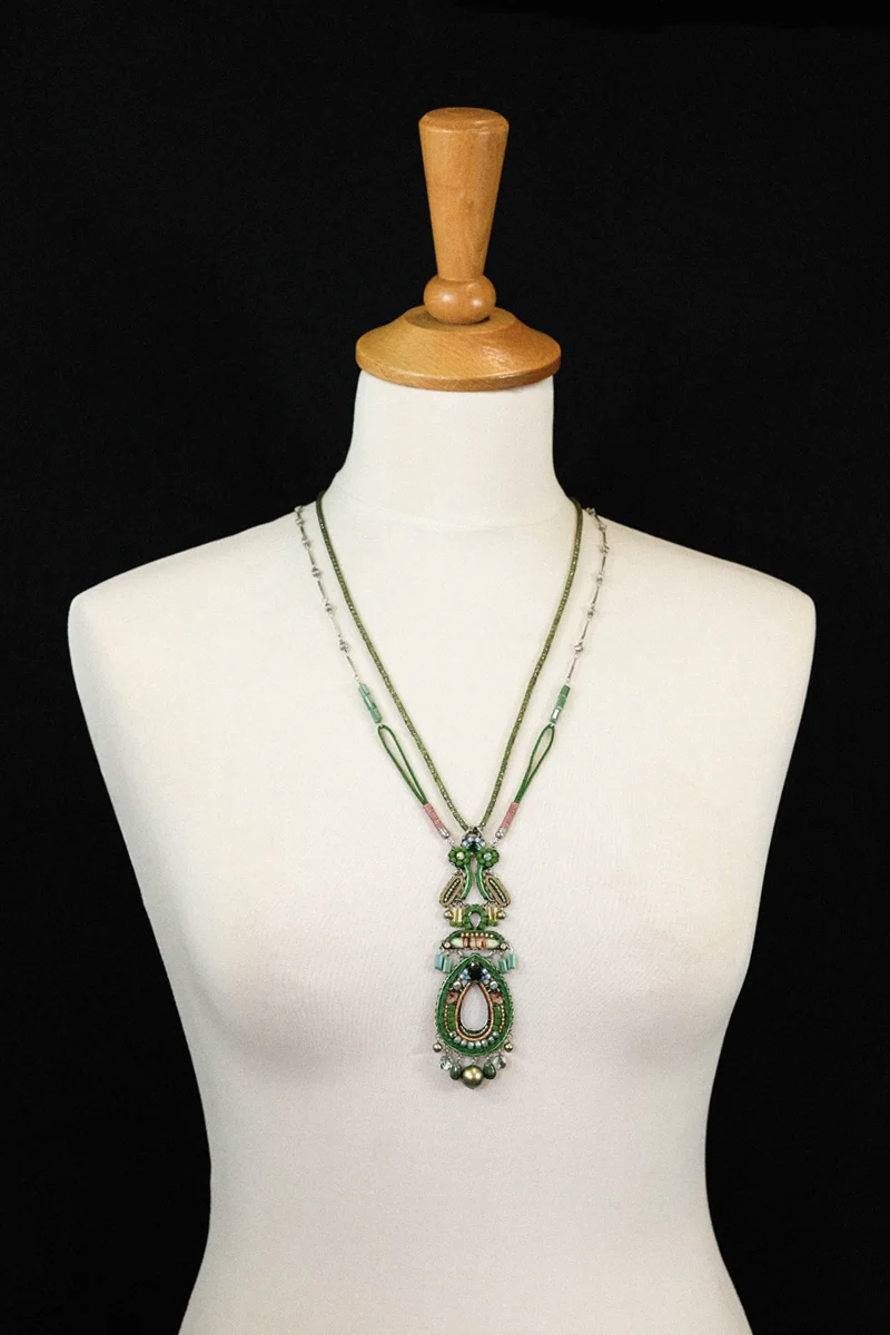 Daylily, Verena Necklace - Image 2