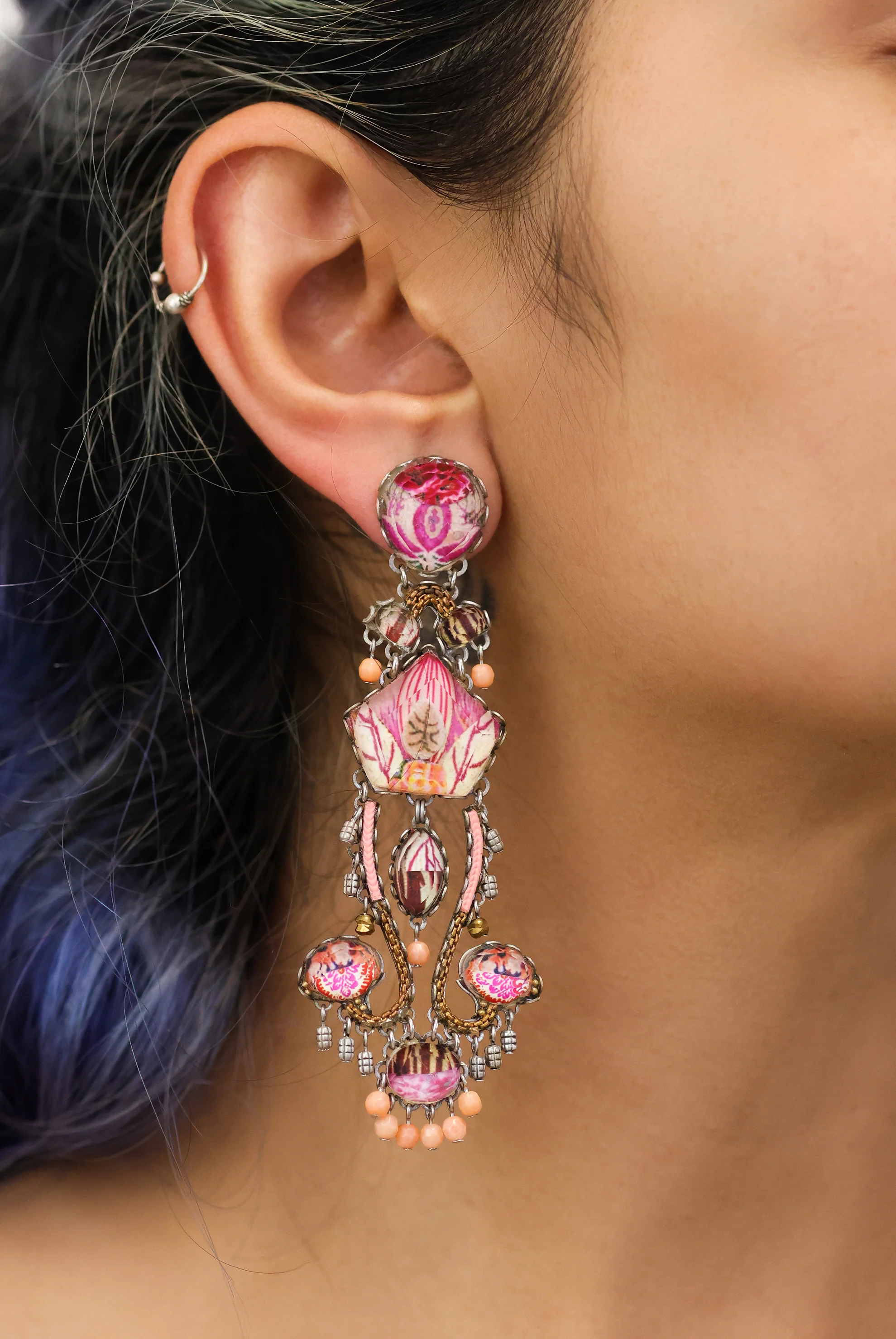 Festive Earrings Rose Embrace Set, Flora - Image 2
