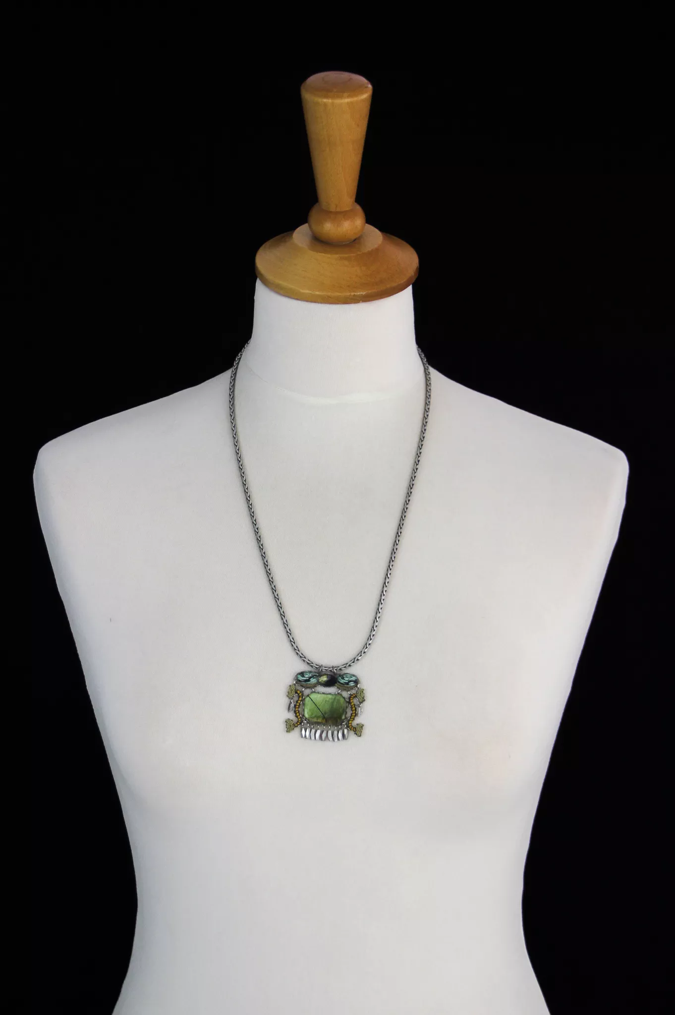 Fields Of Gold, Carrina Necklace - Image 2