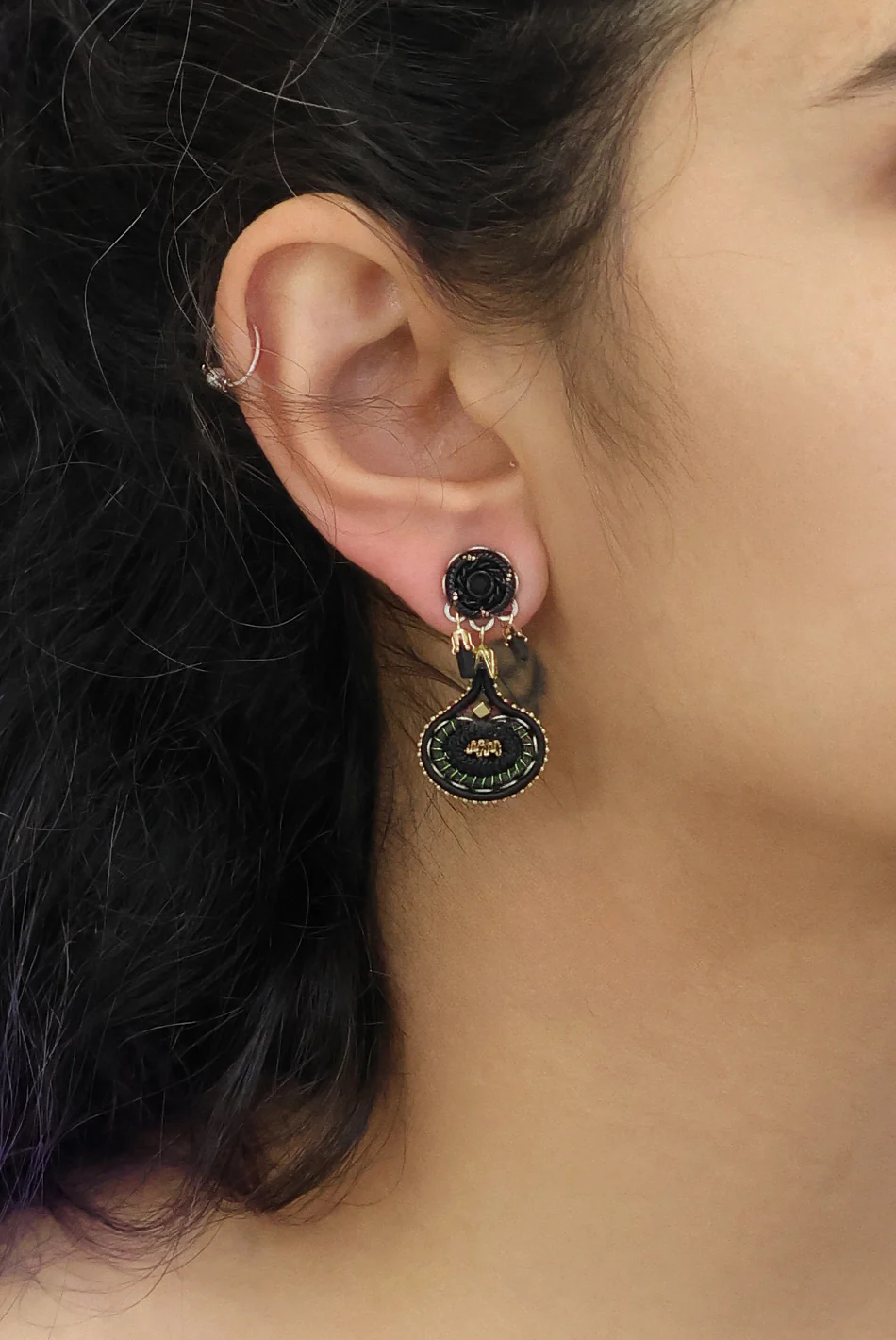 Gilded Black Set, Blackora Earrings - Image 2