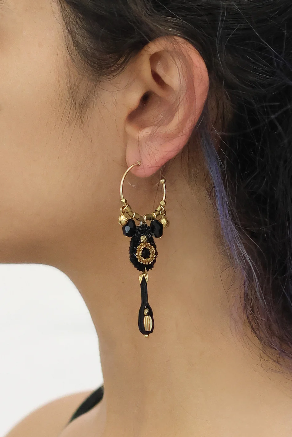 Gilded Black Set, Orzia Earrings - Image 2
