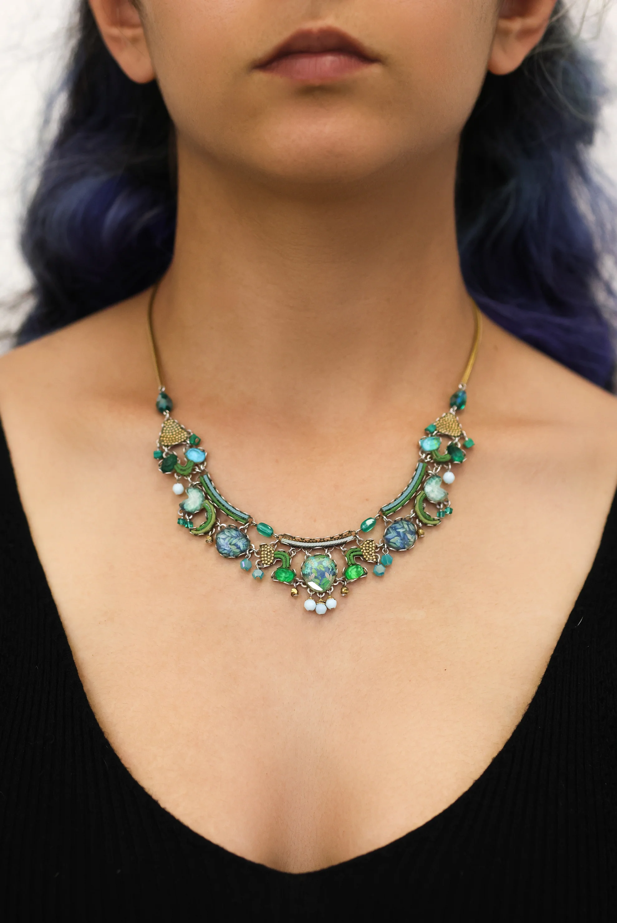 Green Exotic Necklace Meadow Set, Arden - Image 2
