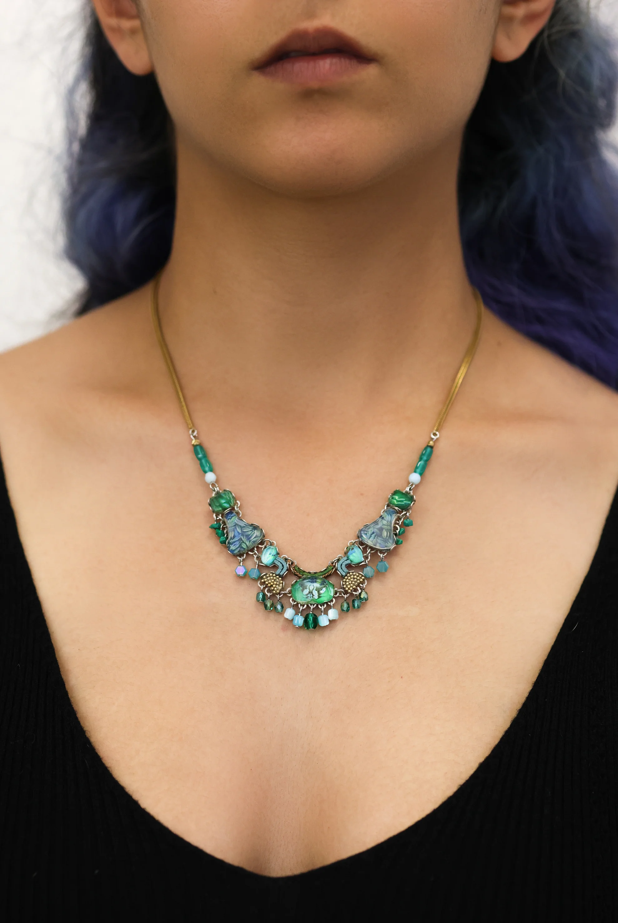 Green Handcrafted Necklace Meadow Set, Silas - Image 2