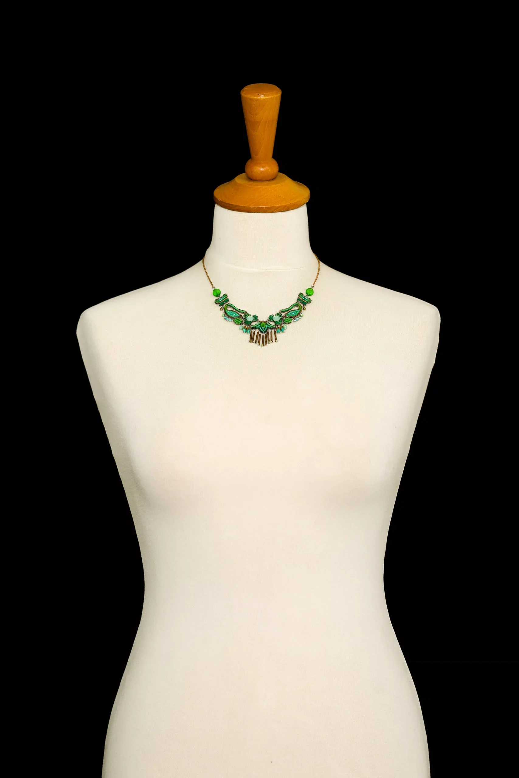 Green Necklace Grassland Set, Prairie - Image 2
