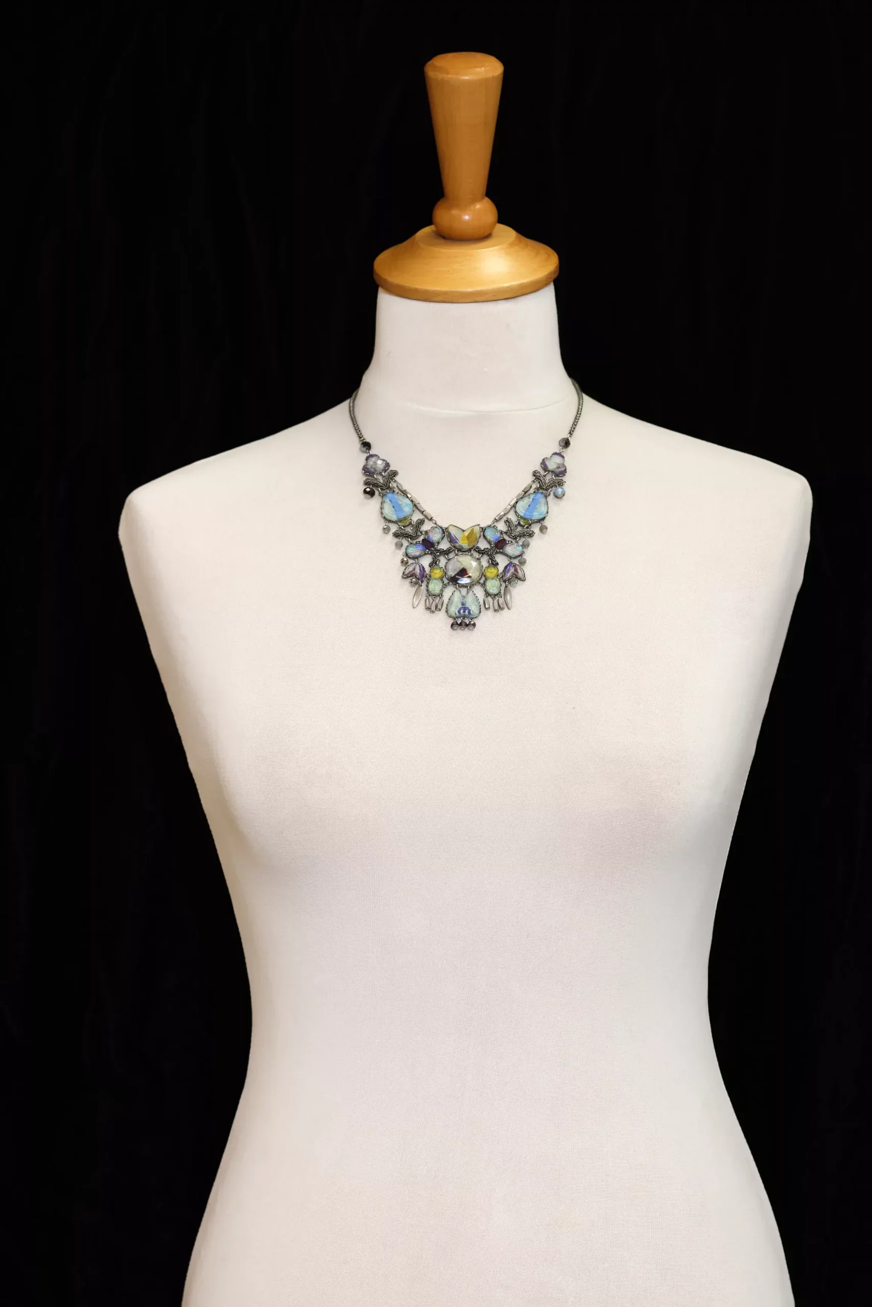 Ice Princess, Tahlia Necklace - Image 2