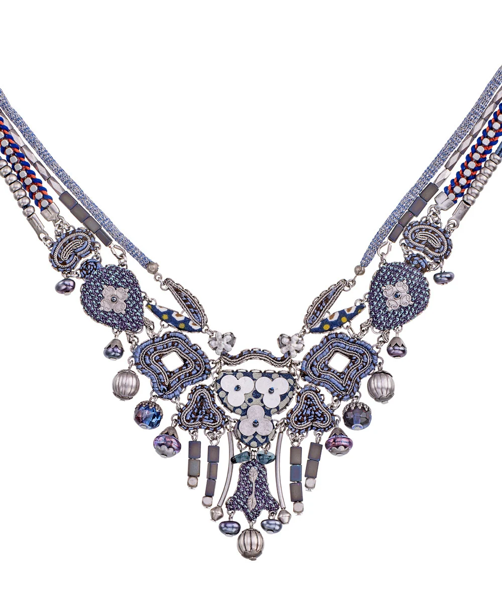 Misty Clouds, Angelica Necklace