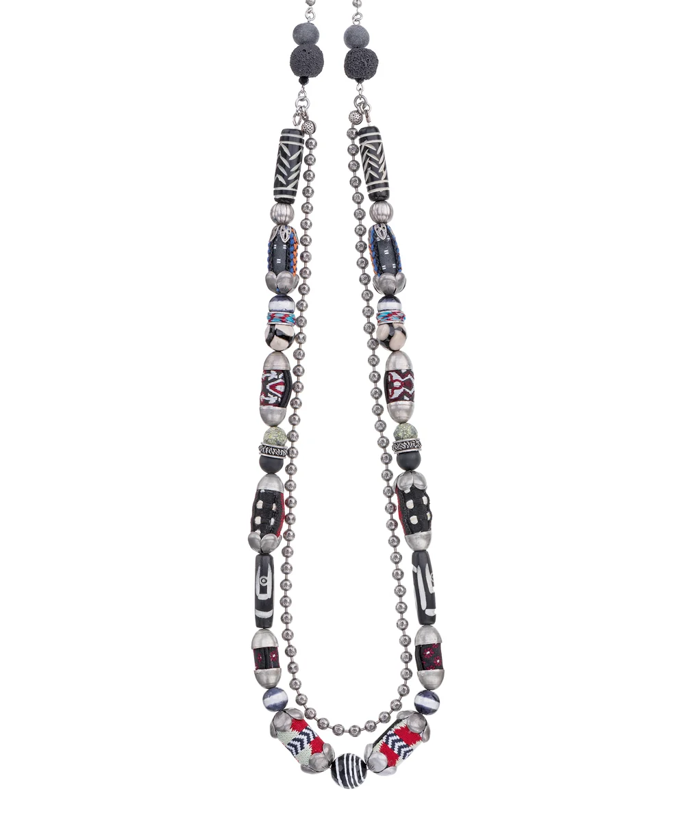Nighttime Stories, Claudia Necklace