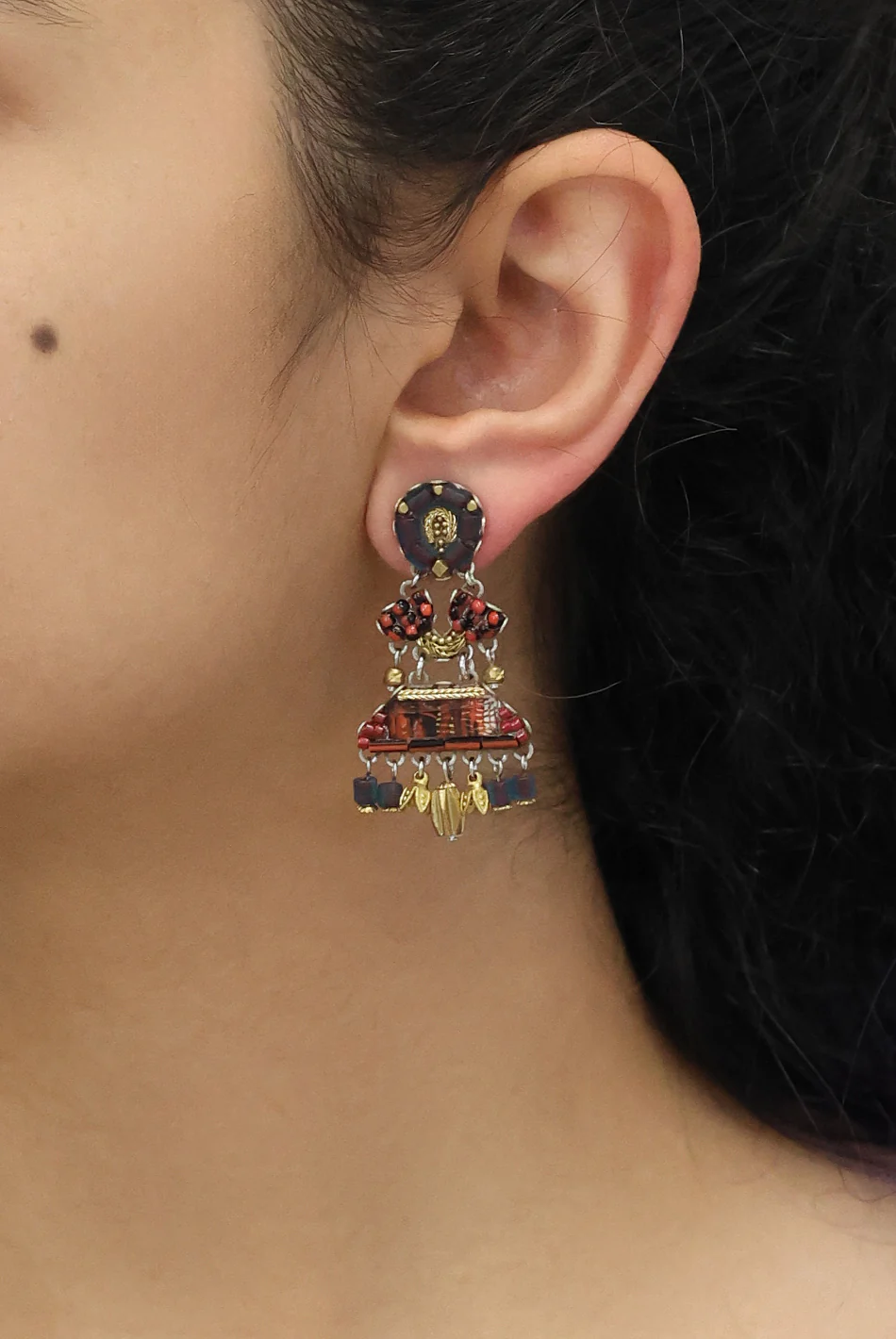 Noble Wine Set, Carmin Earrings - Image 2