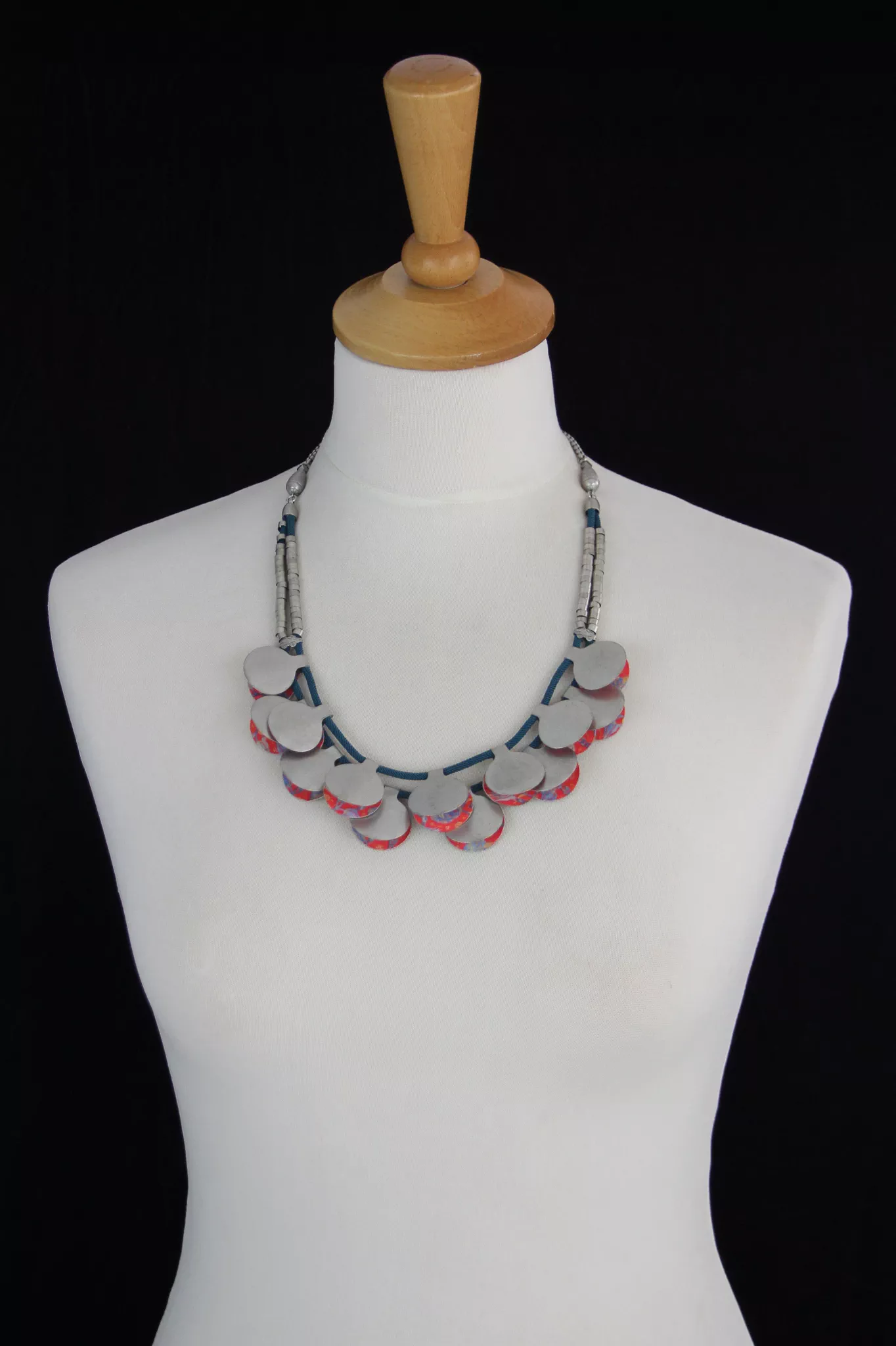 Silver Sunrise, Gaille Necklace - Image 2