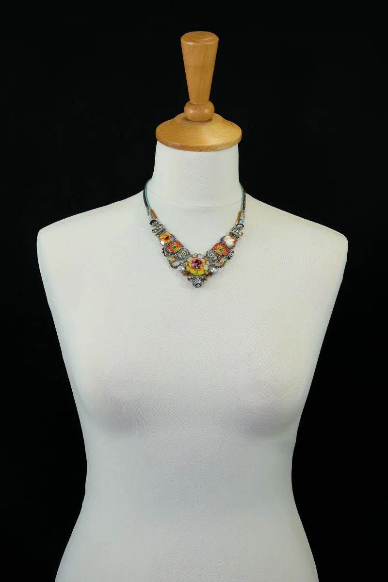 Unforgettable Fire, Aaida Necklace - Image 2