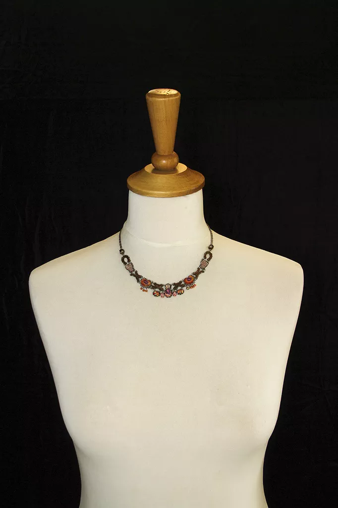 Warm Energy, Tulip Necklace - Image 2